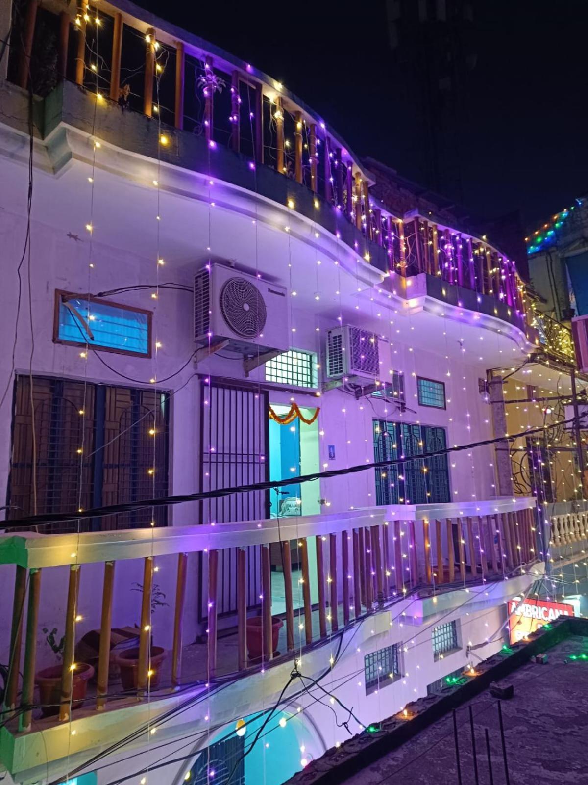 Jpm Guest House พาราณสี ภายนอก รูปภาพ
