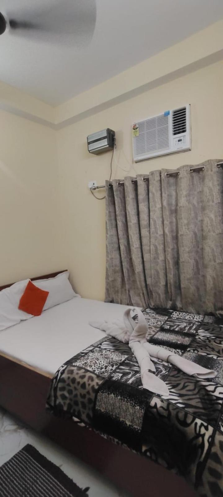 Jpm Guest House พาราณสี ภายนอก รูปภาพ