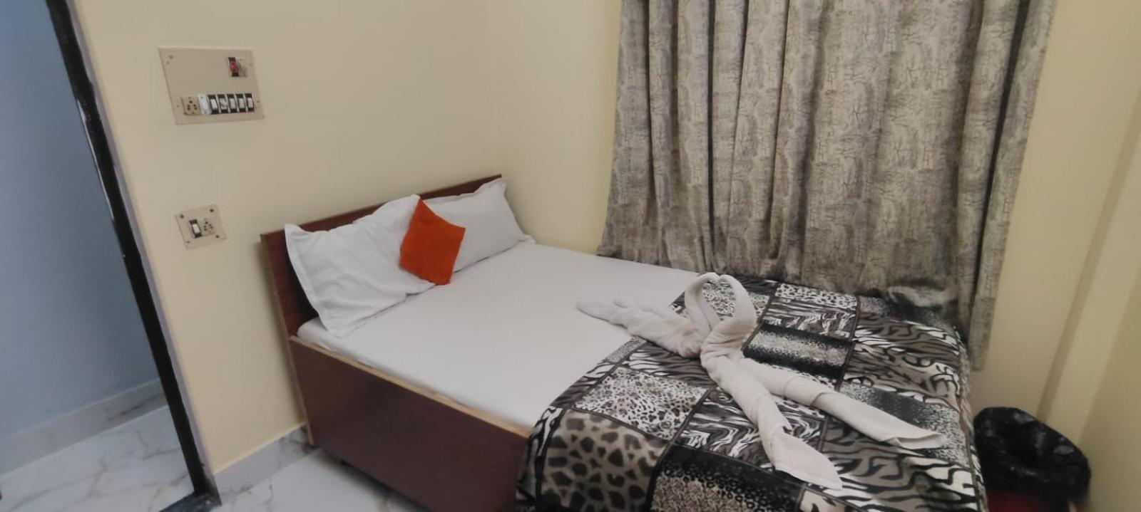 Jpm Guest House พาราณสี ภายนอก รูปภาพ