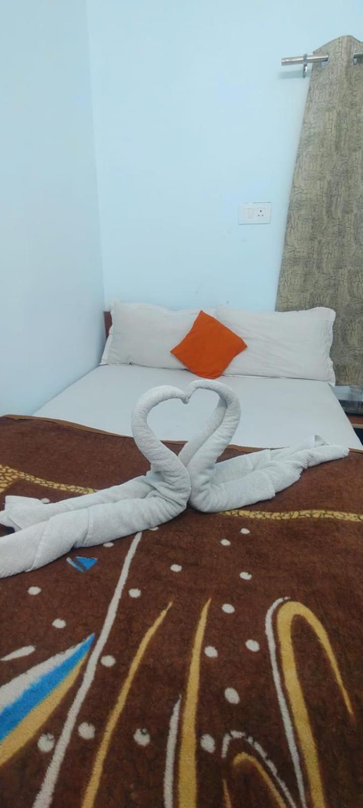 Jpm Guest House พาราณสี ภายนอก รูปภาพ