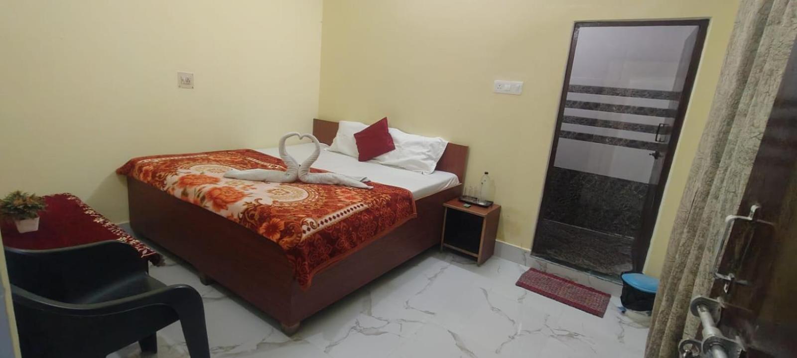 Jpm Guest House พาราณสี ภายนอก รูปภาพ