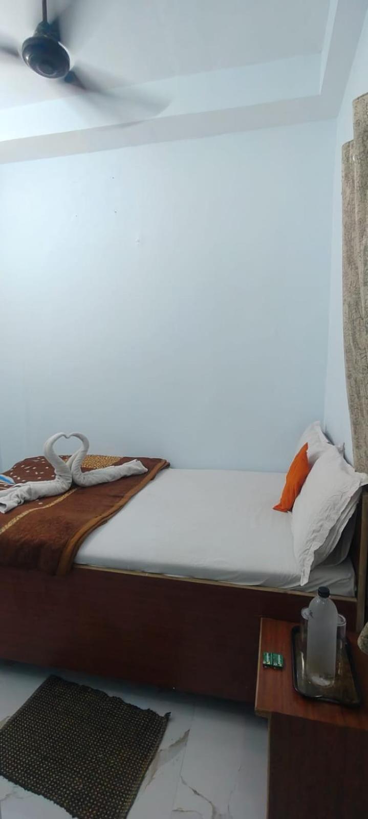 Jpm Guest House พาราณสี ภายนอก รูปภาพ